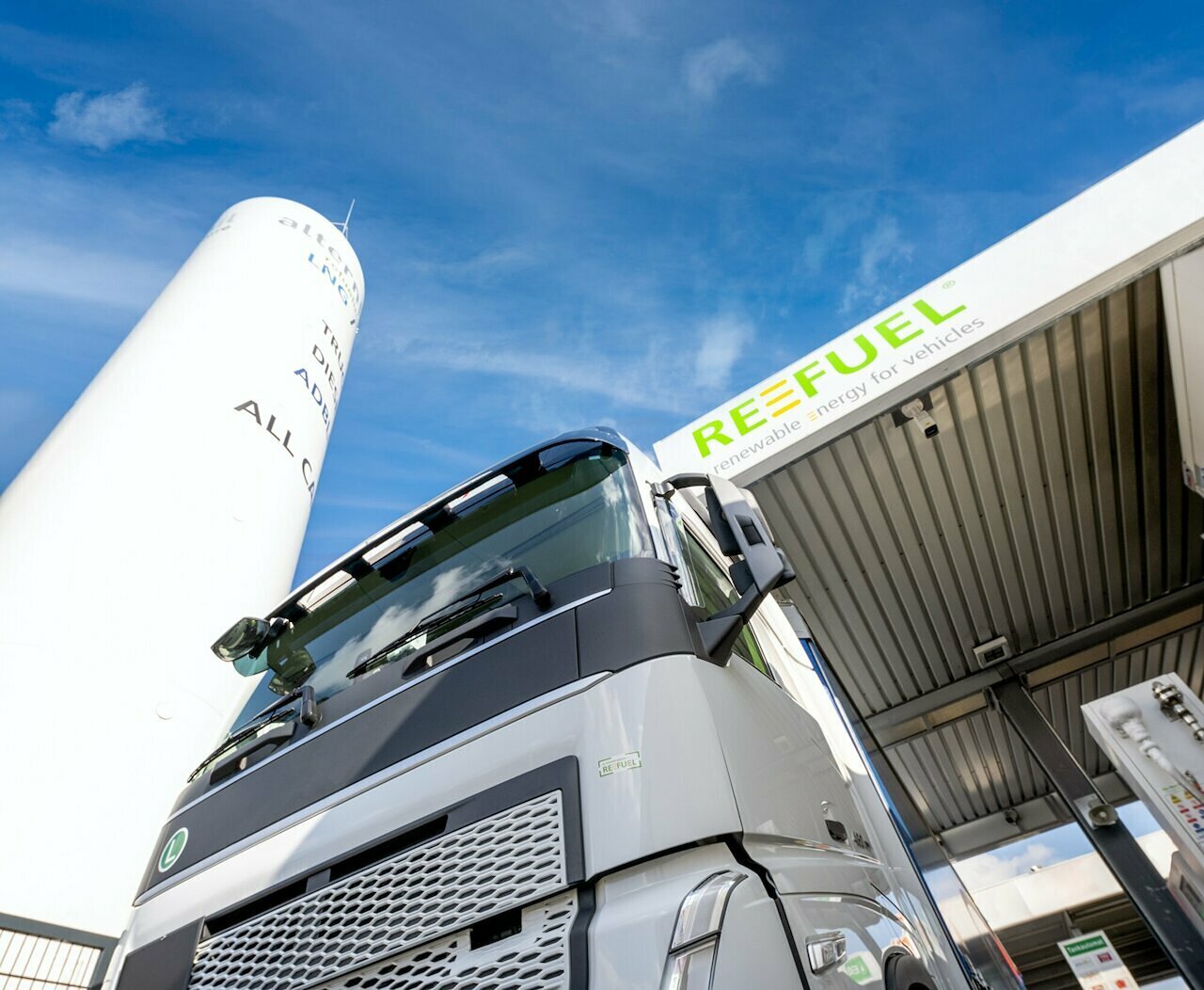 Climate-neutral fuel for heavy-duty transport