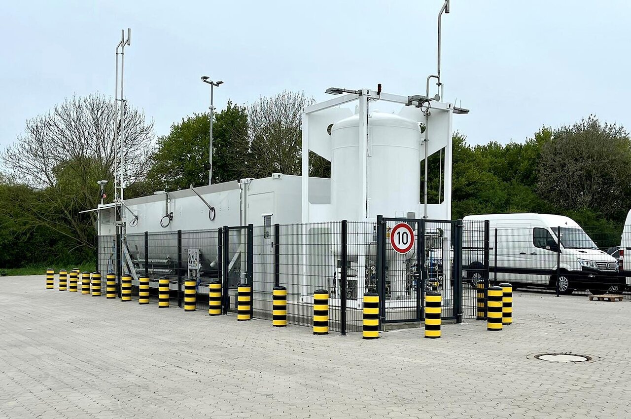 REEFUEL LNG station Bremerhaven Image 2