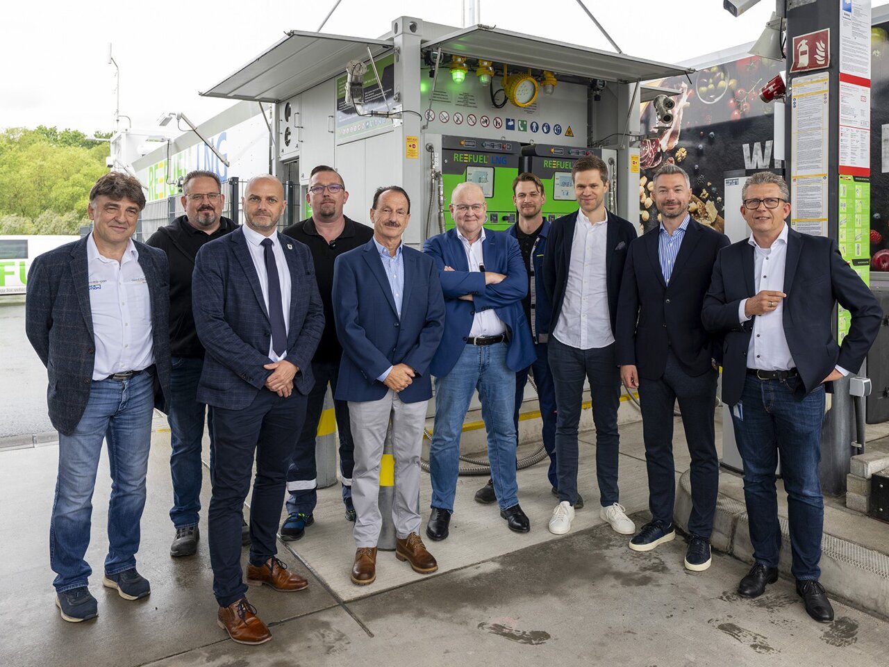 Weitere REEFUEL Tankstelle für EDEKA Minden-Hannover eröffnet Image 1